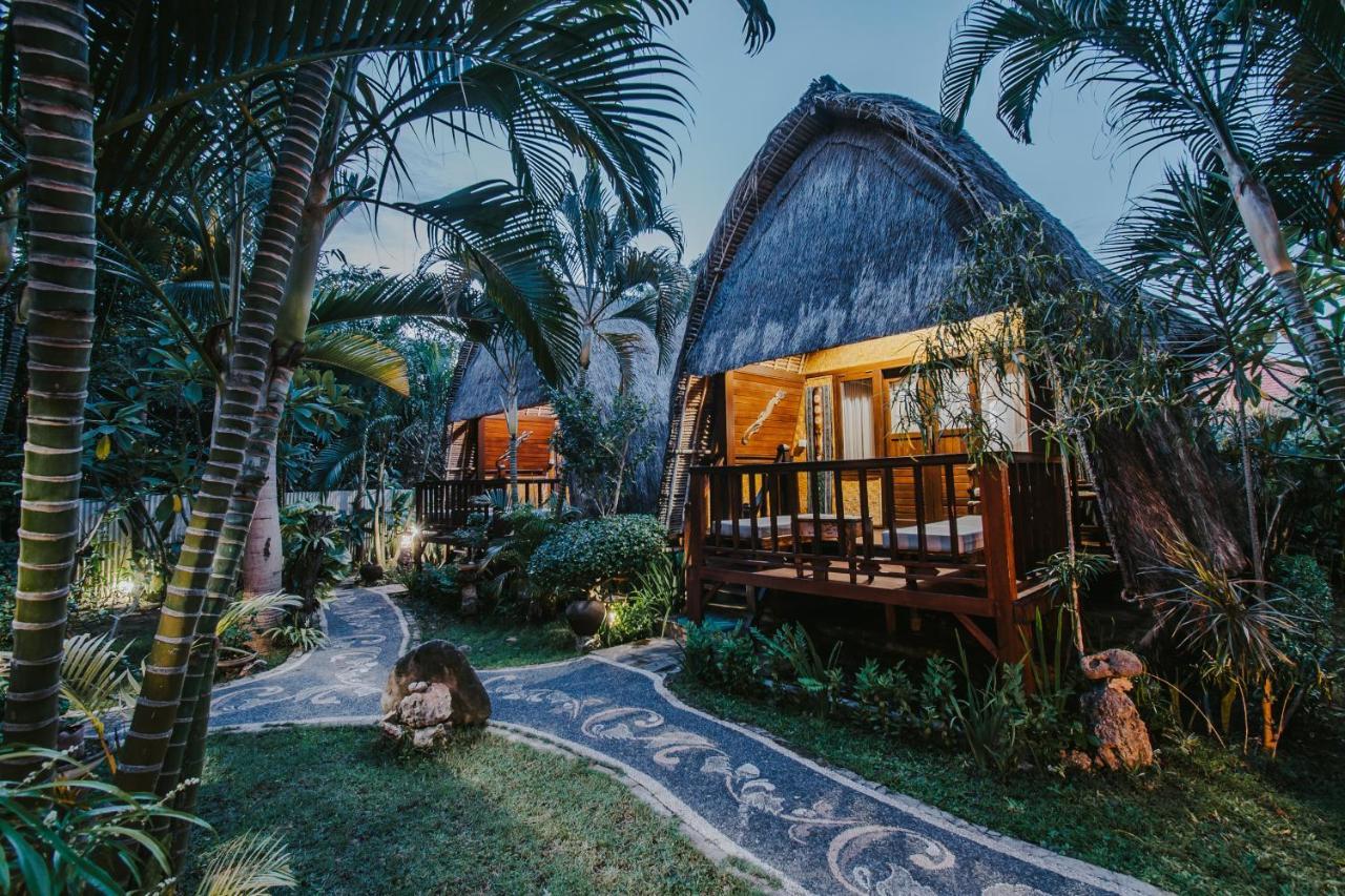 Alam Nusa Bungalow Huts & Spa Lembongan Extérieur photo