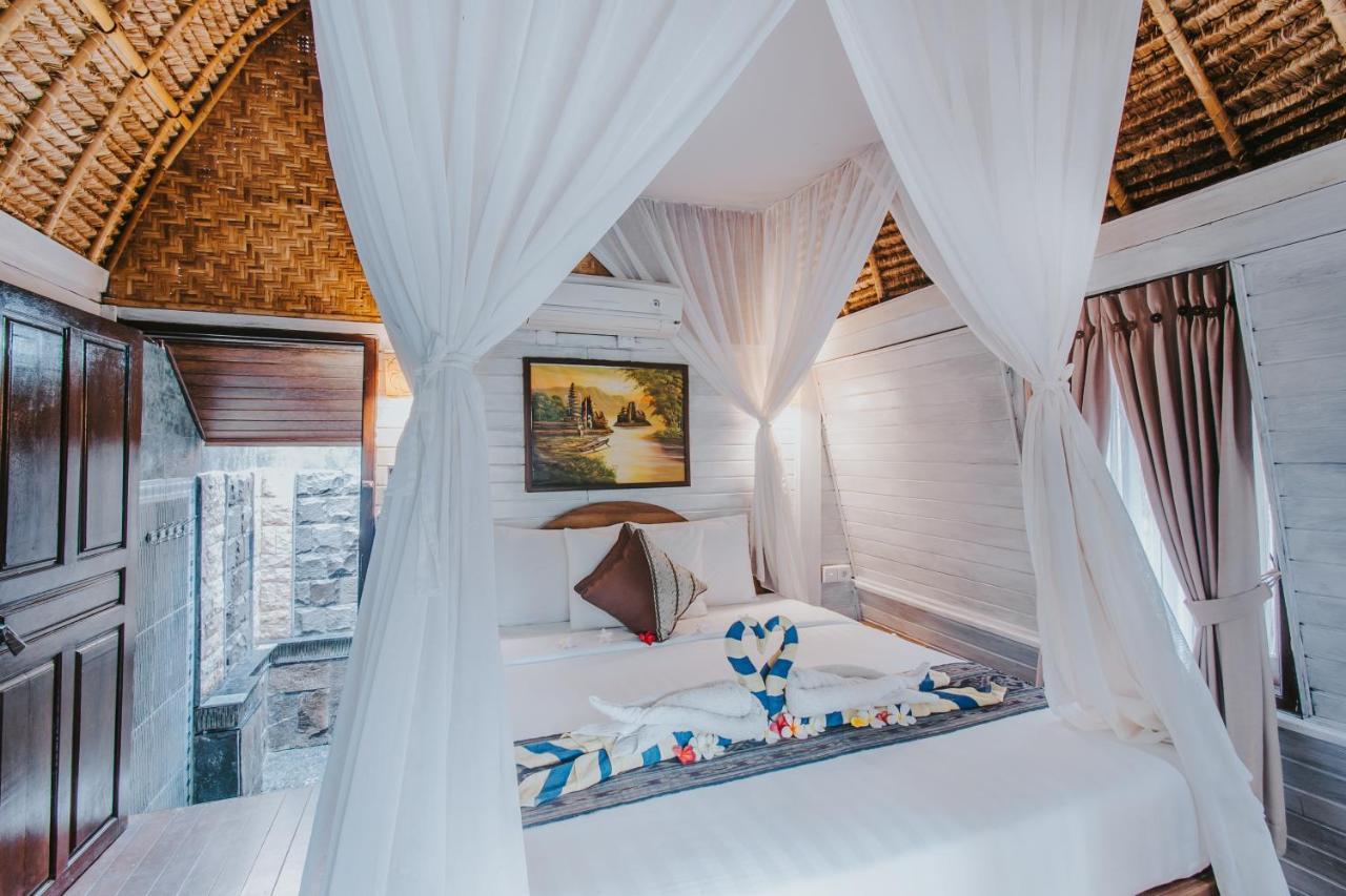 Alam Nusa Bungalow Huts & Spa Lembongan Extérieur photo